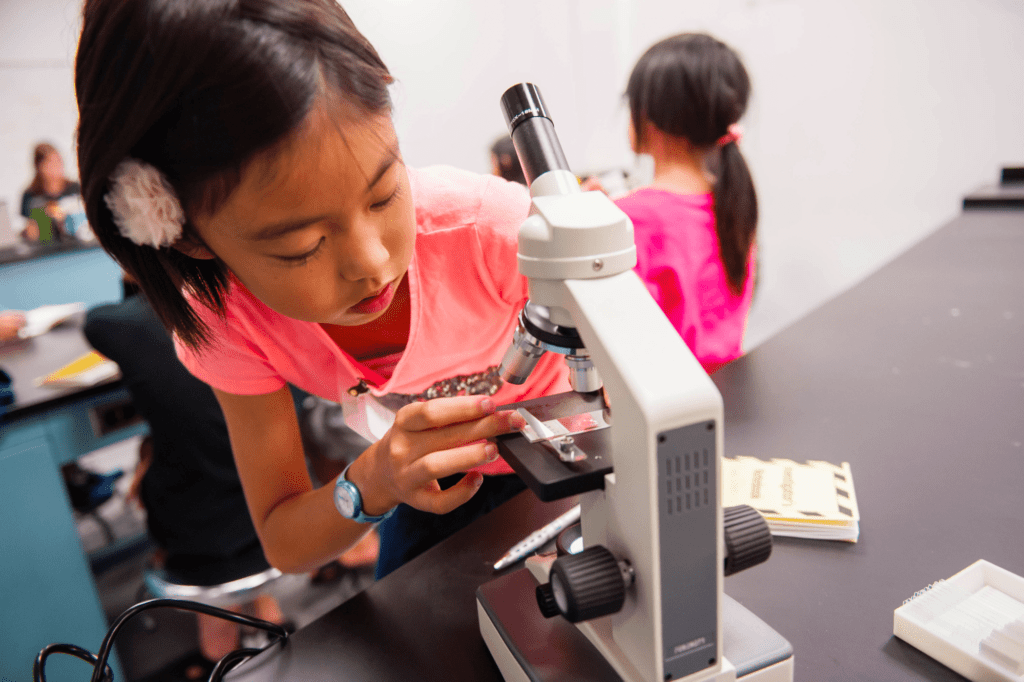 Why Many Girls Are Losing Interest In Science & What We Can Do About It